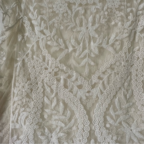Bohemian Summer Style Cream Sheer Lace Top- Size 12 - Women’s Top- Short sleeves - Picture 4 of 4